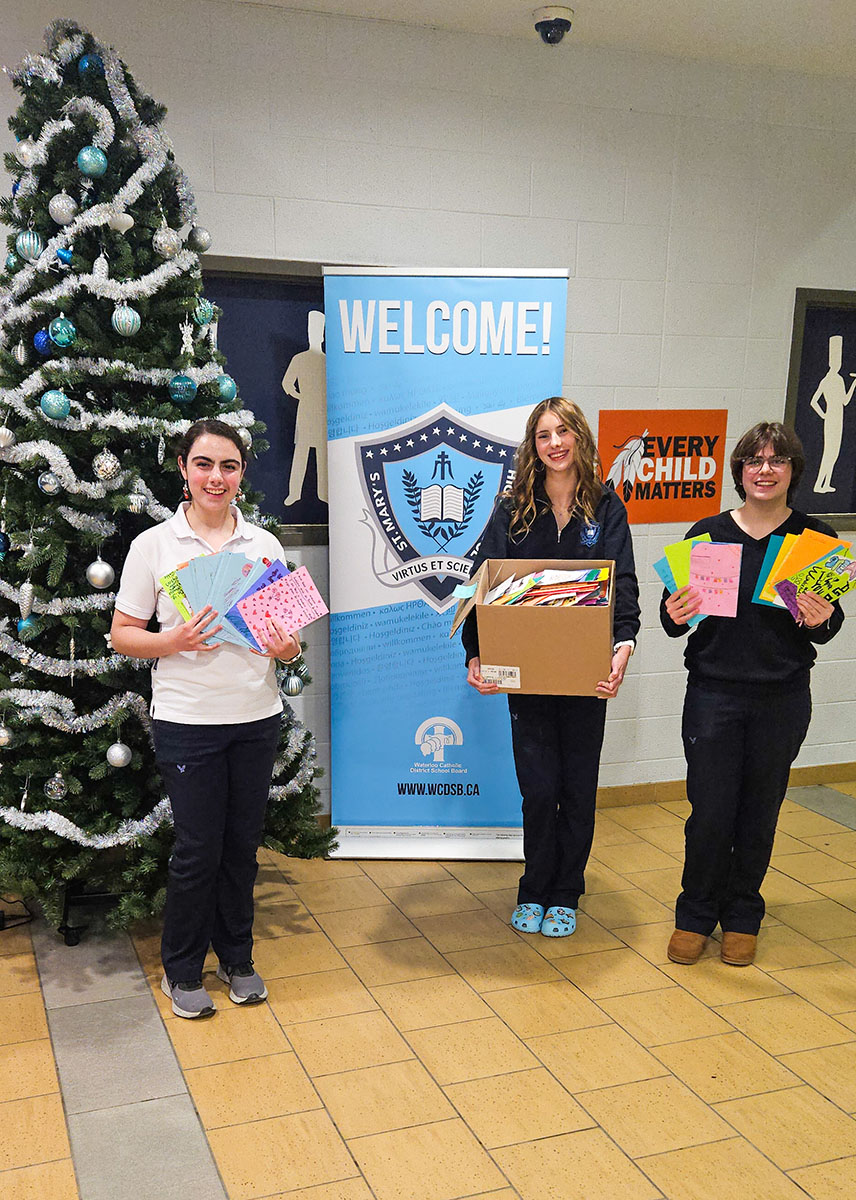 St. Mary;s students with Kindness Cards